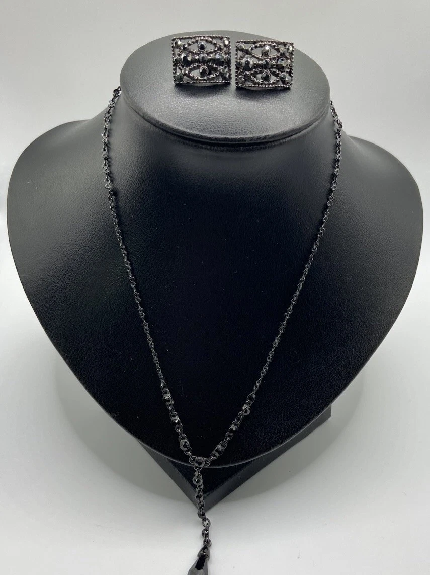 Givenchy Collana Y Cristallo Strass Nero e Orecchini Pietra Ossidata Monet