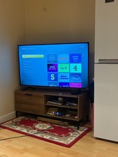 Hisense/Roku 50-inch R50B7120UK Smart TV. In great conditions.