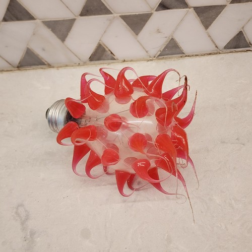 2003 Sculpted Silicone Series #8948 Red Spikes Light Bulb - Picture 3 of 3