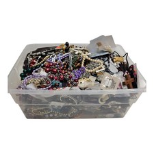 Costume Jewelry Mixed Lot 18.02lbs Beads Necklaces Bracelets Crafting