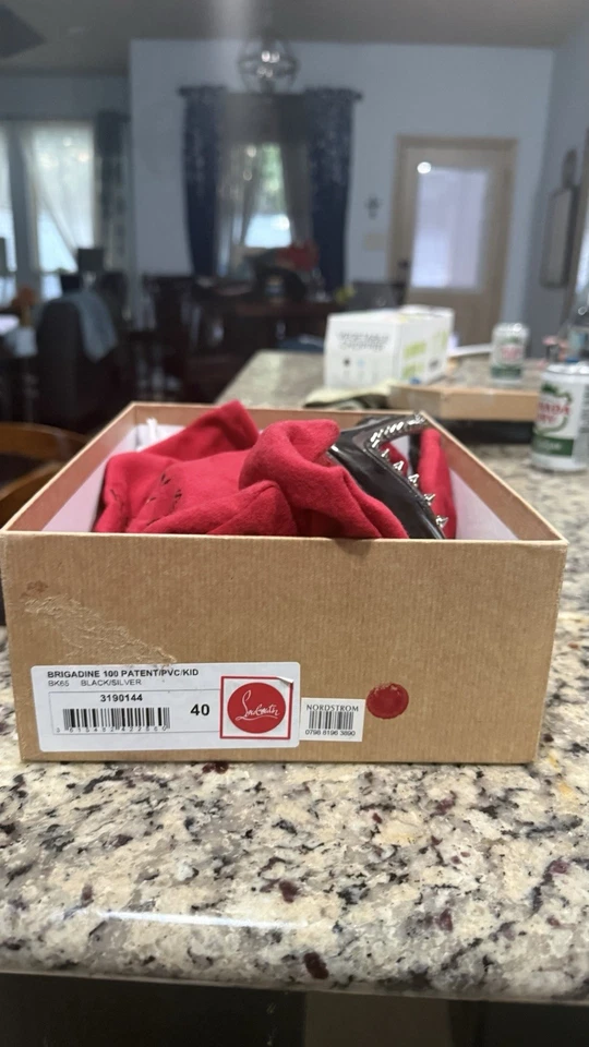 Christian Louboutin Brigadine 100 Patente/PVC/NIÑO Foto 4 de 4