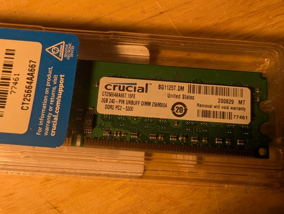 Crucial PC2-5300 2 GB DIMM 667 MHz DDR2 SDRAM Memory (CT25672AA667) - Image 4 of 4