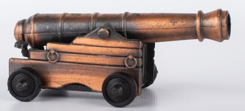 Vintage Fort Base Civil or Older 1800s War Mini Miniature Metal Cannon Souvenir - Picture 3 of 7