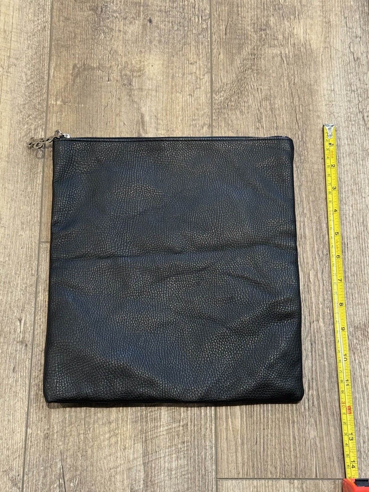Picture 4 of 8