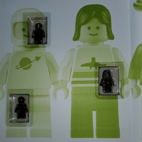 Lego® Minifigure Year by Year : A Visual History by Daniel Lipkowitz and Greg Fa - Picture 2 of 4