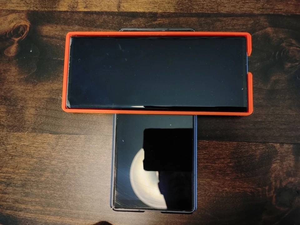 Protector/estuche de pantalla frontal LG Wing 5G - Frospector 5.5 (NARANJA)  Foto 2 de 4