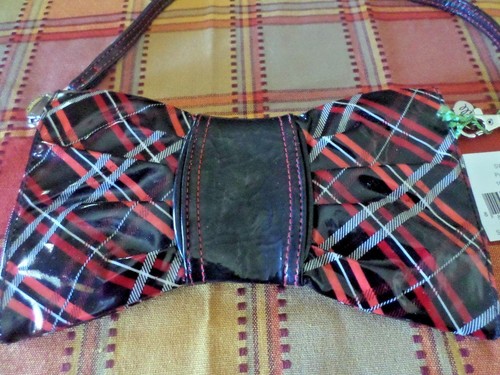 Vera Bradley SWAK FRILL Pirouette Small Body Purse NWT Red White Black - Picture 3 of 6
