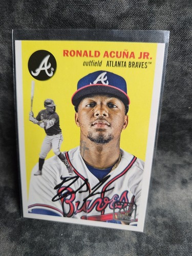 2021 Topps Update Series - 70 Years of Topps Baseball Ronald Acuña Jr. #70YT-4 - Picture 1 of 4