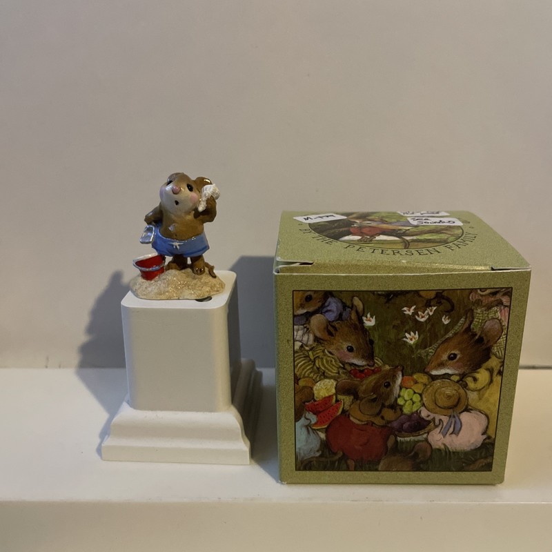 WEE FOREST FOLKS SEA SOUNDS M- 179 WITH A BOX