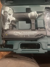 Hitachi 18GA 2" Air Brad Nailer with Hard Case and Manual