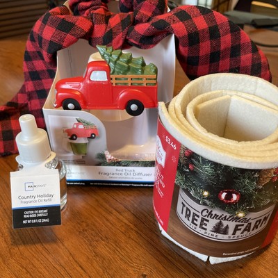 Christmas Decor Assortment Mini Felt Tree Stand Cover, Scrunchie, Wall Plug New