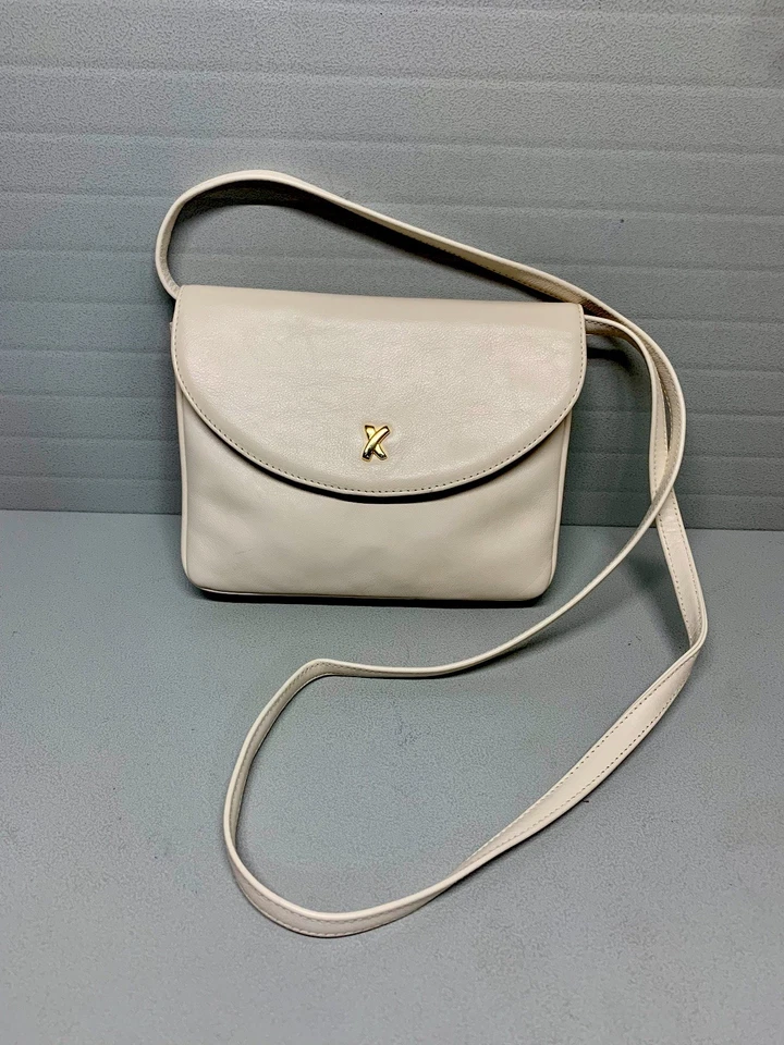 Bolsa tiracolo conversível de couro pequena bege/marfim Cute By Paloma Picasso ~VGUC - Imagem 4 de 4