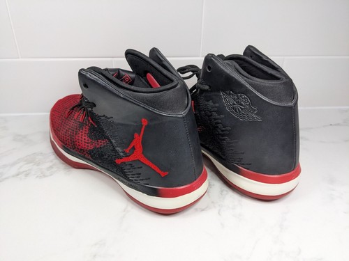Mens Nike Air Jordan 31 Banned Sneakers Shoes Red Black UK 9 US 10 EUR 44 - Foto 3 di 9