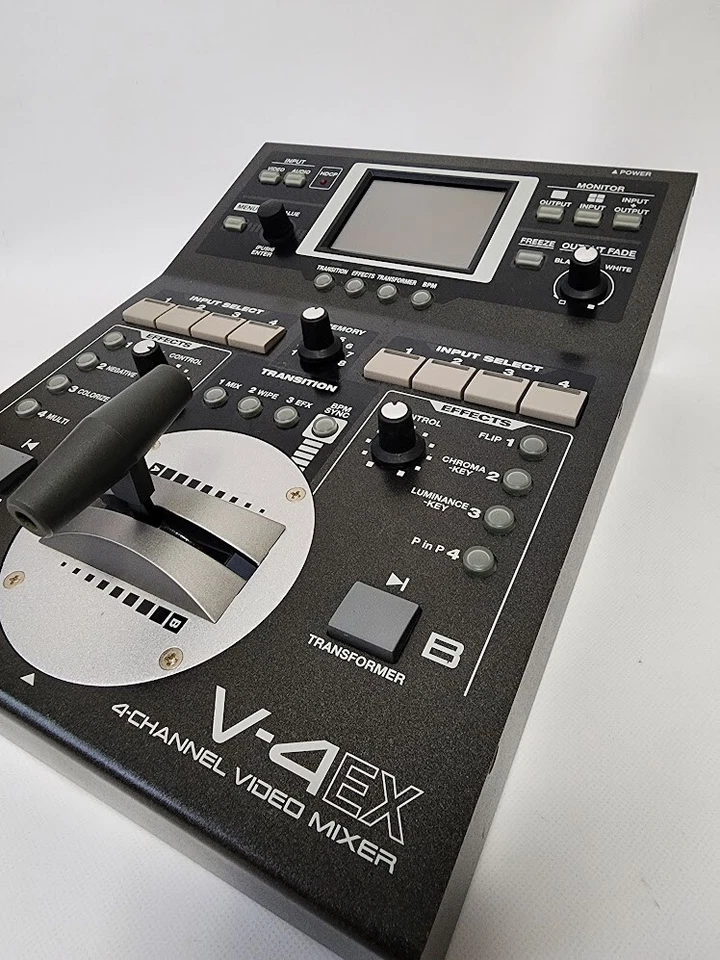 Roland V-4EX 4-Channel Digital Video Mixer video switcher - Image 3 of 4