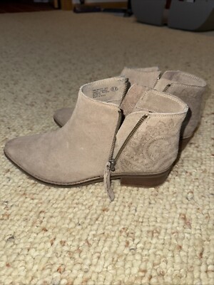 Naughty Monkey Women's Saint Elmos Ankle Bootie, Sand, W 8.5 US Zip Up Boot Shoe