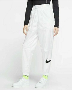 white joggers womens nike
