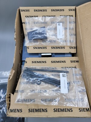 Disjoncteur Siemens 3VA5340-6EC31 600V 300A 3 Pôles - Occasion Fissuré Mais Bon état - Marque ITE