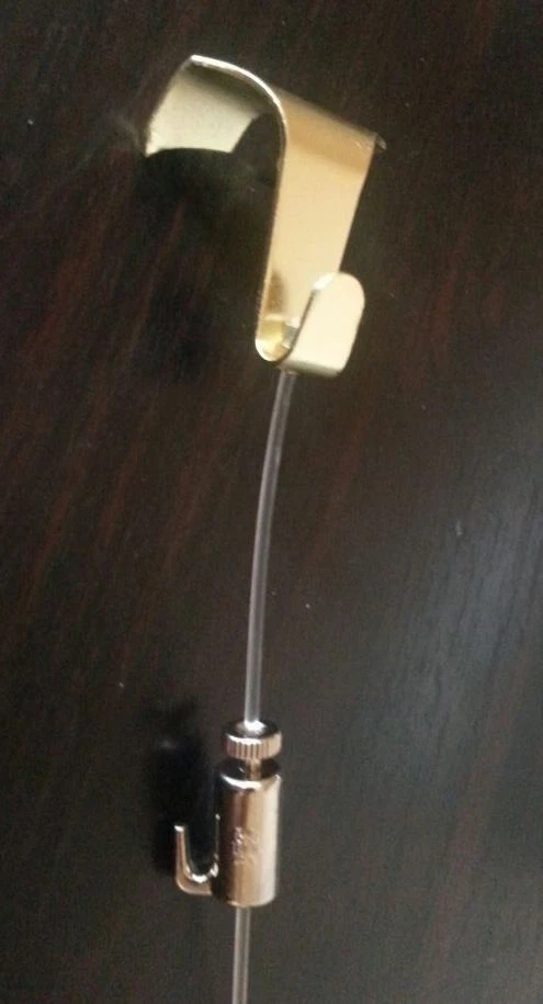 4 x Picture Rail Hooks Gold with Hanging Kit Maximum Capacity 10kg