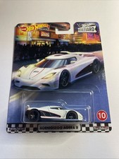 Hot Wheels Boulevard Koenigsegg Agera R 1:64 Scale Die-Cast Car - GJT85