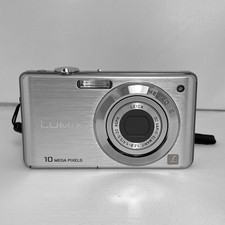 Panasonic LUMIX DMC-FS7 Compact Digital Camera Silver