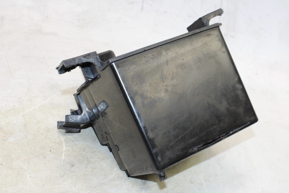 06-24 KAWASAKI VULCAN 900 VN900D CLASSIC LT OEM BATTERY TRAY BOX HOLDER - Image 4 of 4