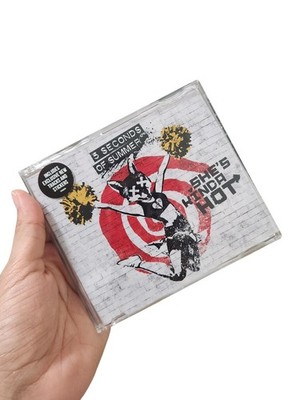 5 SECONDS OF SUMMER She's Kinda Hot 5SOS CD Lost In Reality Broken Pieces Single