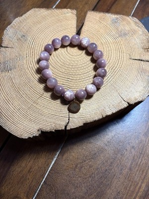 Lepidolite Beaded Stretch Bracelet With Gold Plated Eye Charm