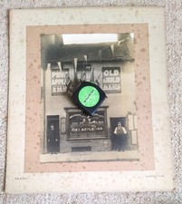 Antique Cardiff Photograph. (28.5x 21 cm)  Llanfair Road Pineapple Inn 