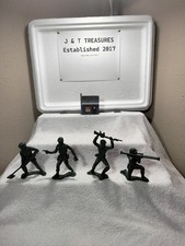 4 5" Tall Tim-Mee Processed Plastic Co  1340 Toy Soldier GIs Army Men Lot