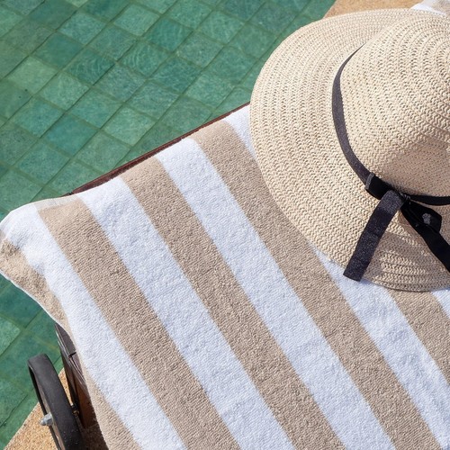 Luxurious Quick-Dry Beach Towels, 4-Piece Set - Oversized 30 x 70 Striped Design - Picture 5 of 12