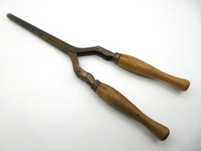 Vintage Antique Hair Curler Crimper Curling Iron Wood Handle Hand Tool EXCELLENT