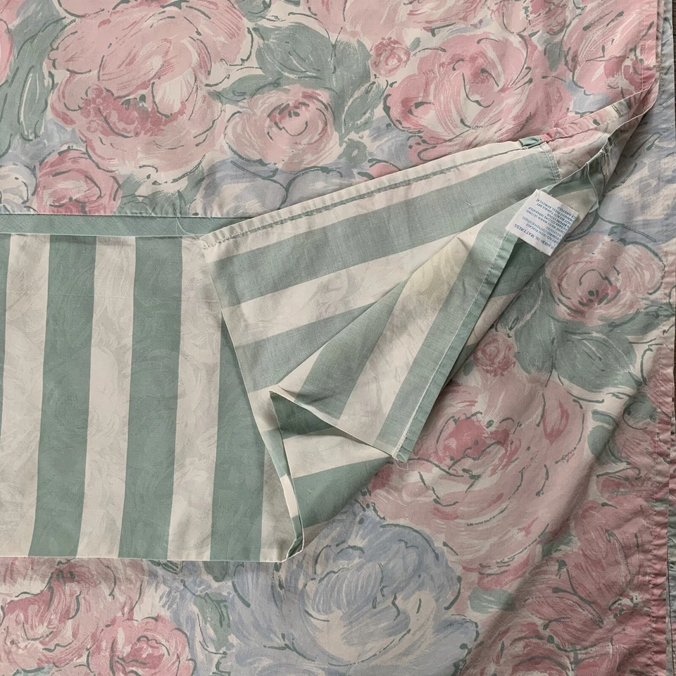 vintage 80s 90s 1990s Israeli floral striped sheet and 2 pillowcase set - Image 4 of 4
