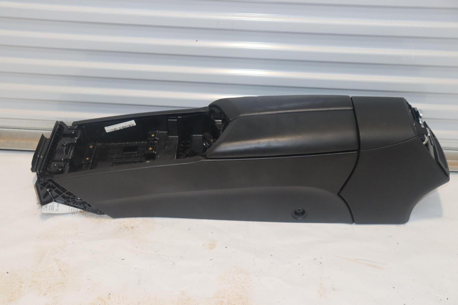 2014-2017 MASERATI QUATTROPORTE FLOOR CENTER CONSOLE STORAGE W/ ARMREST OEM