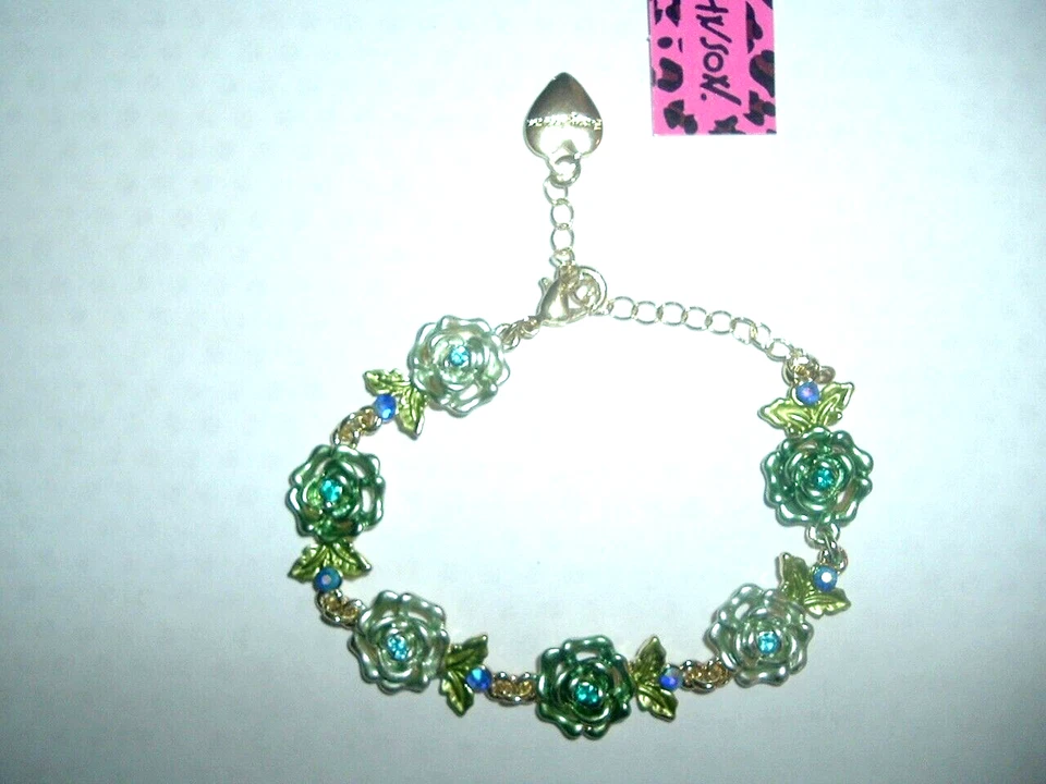 BRAZALETE CADENA Betsey Johnson Estrás Azul + DIJES ROSA VERDE TONO DORADO NUEVO CON ETIQUETAS Foto 2 de 4