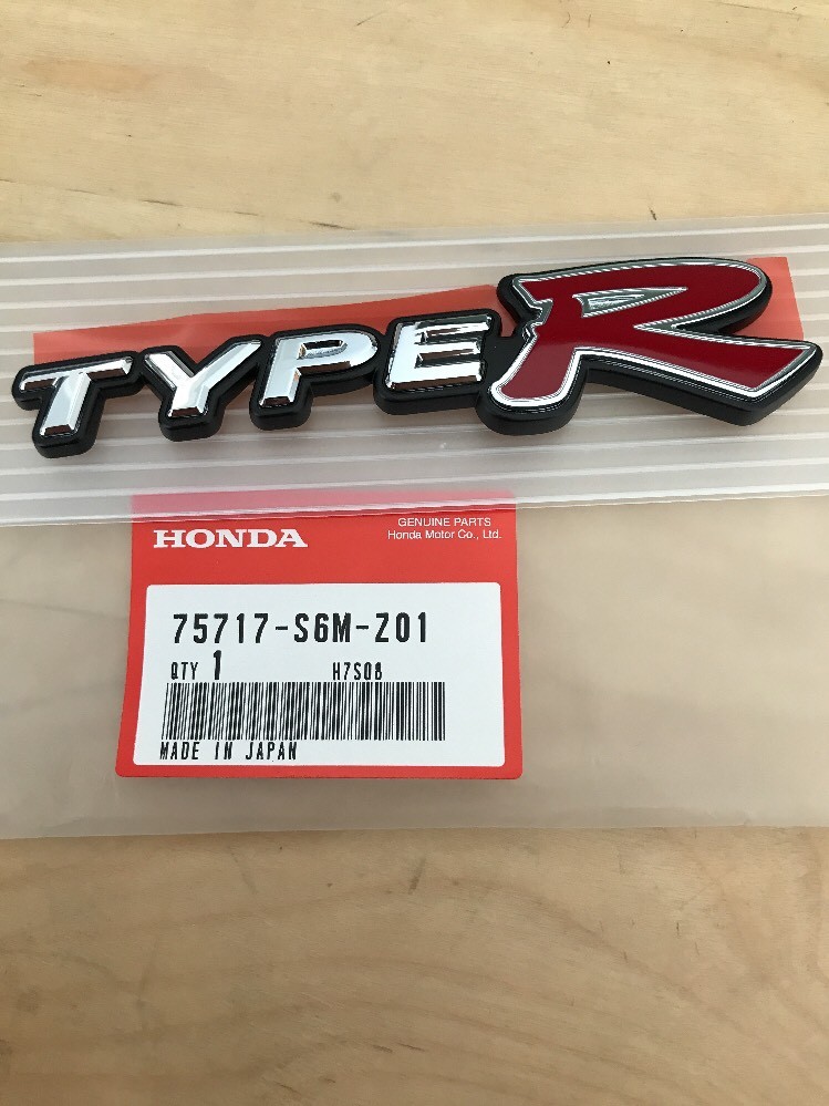 GENUINE JDM INTEGRA TYPE R EMBLEM 75717-S6M-Z01 HONDA 02-06 RSX