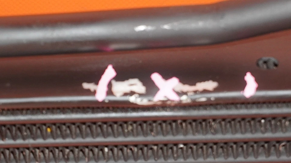 Enfriador de aceite BMW M5 M6 2006 2007 2008 2008 2009 2010 17212282499 E60 E63 OEM Foto 4 de 4