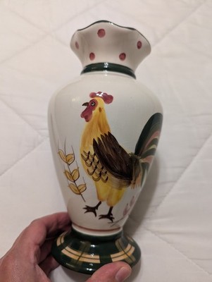 Casa Bella By Ganz Vase With Rooster On Both Sides And Green Trim