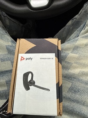 Plantronics 206110-101 Voyager 5200 UC Black Mono Bluetooth Headset System