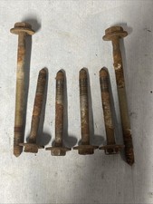 2005 Jeep Liberty 2.8 Transmission Crossmember Bolts