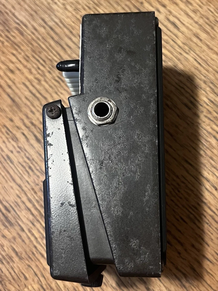 Boss GE-7B Bass Equalizer Pedal - Image 4 of 4