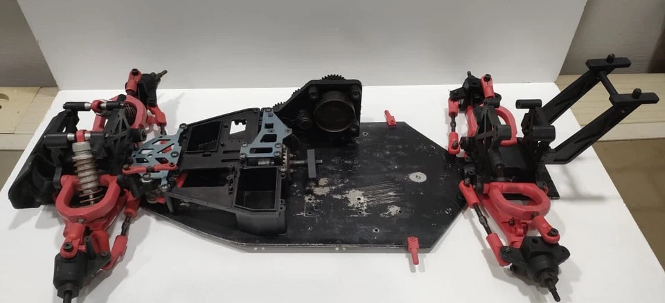 Reely Carbon Fighter 1/6 Gasoline Racing Car 4wd Roller For Parts Vintage  - Image 2 of 4