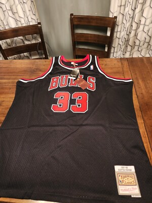 NEW Mitchell & Ness Scottie Pippen 1997-98 Alternate Swingman Jersey Men's Size