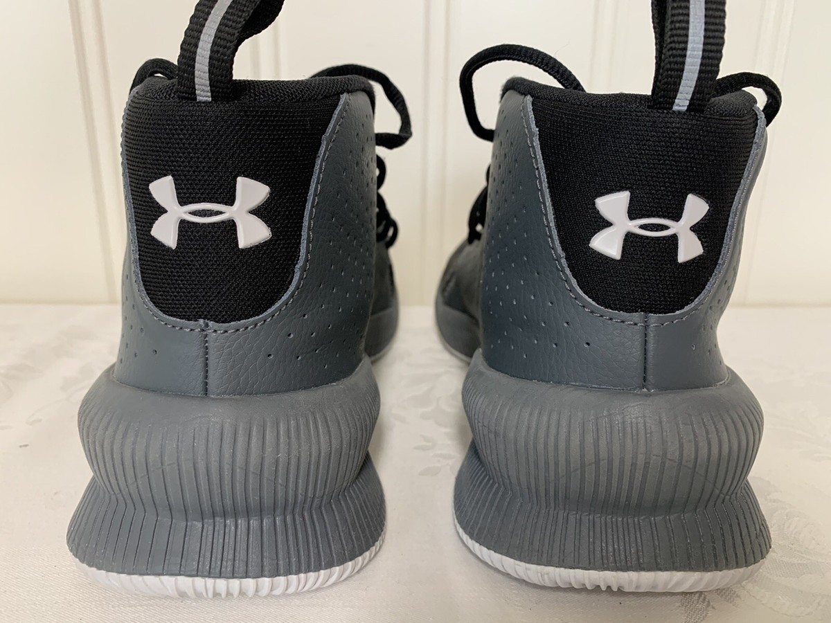 Under Armour - Mens Black Gray Basketball - Sneaker - Size  display picture 2