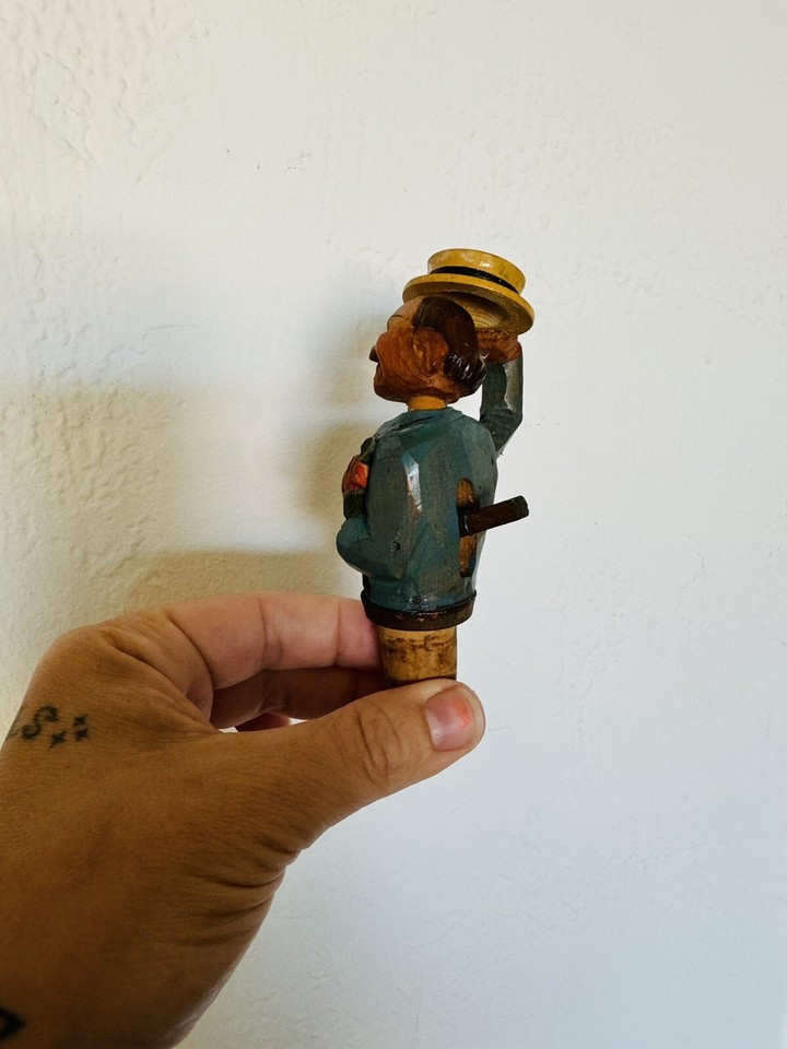 Vintage Carved Wood Mechanical Bottle Stopper 5.5” Cork Hat on/off Head