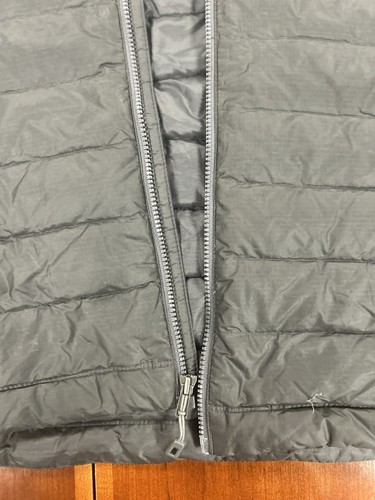 Patagonia down Hooded Jacket - Picture 6 of 11