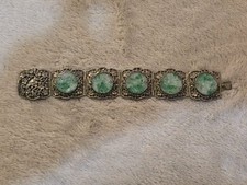 1940S CHINESE STERLING SILVER & JADE ROUND CARVED FLORAL PANEL BRACELET 7