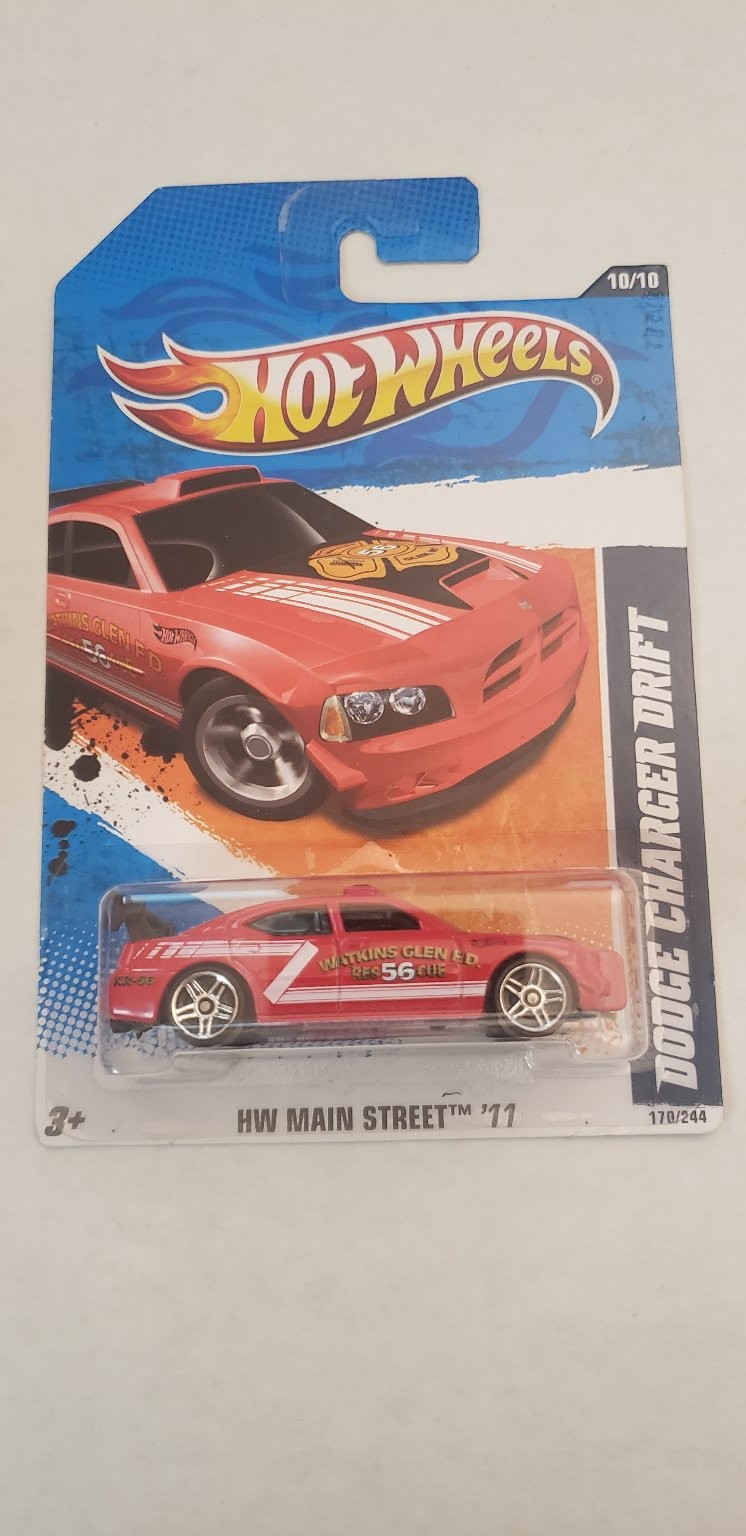 Hot Wheels 2011 Dodge Charger Drift 1:64 HW Main Street 10/10