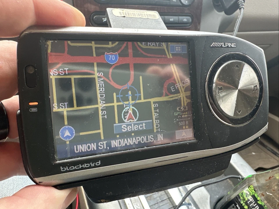Alpine Blackbird PMD-B100T Automotive GPS with Charging Dock Tested - Image 2 of 4