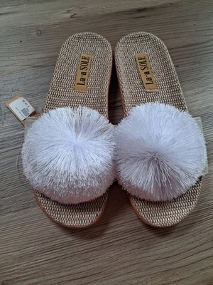 La-a SOLE Women's Slip-On Slide Sandals Beige with White Pom Poms Size 7