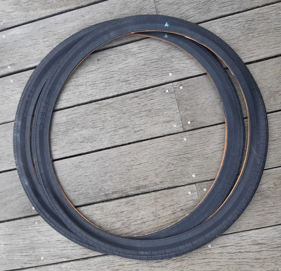 Lot 2 anciens pneus WOLBER 650 B demi ballon NEUFS - LOT D - vélo vintage - Photo 4/4